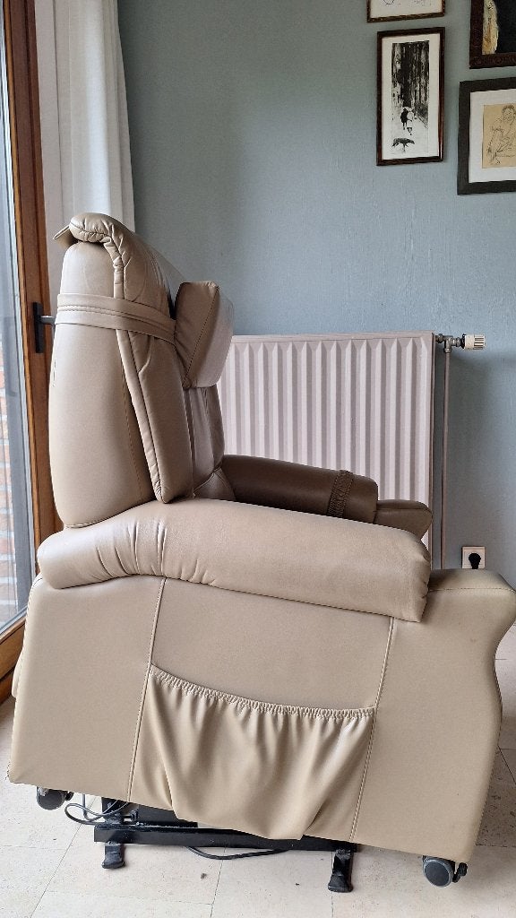 fauteuil relax électrique beige, Maison & Meubles, Canapés | Salons, Banc droit, Synthétique, Enlèvement, 125 à 150 cm