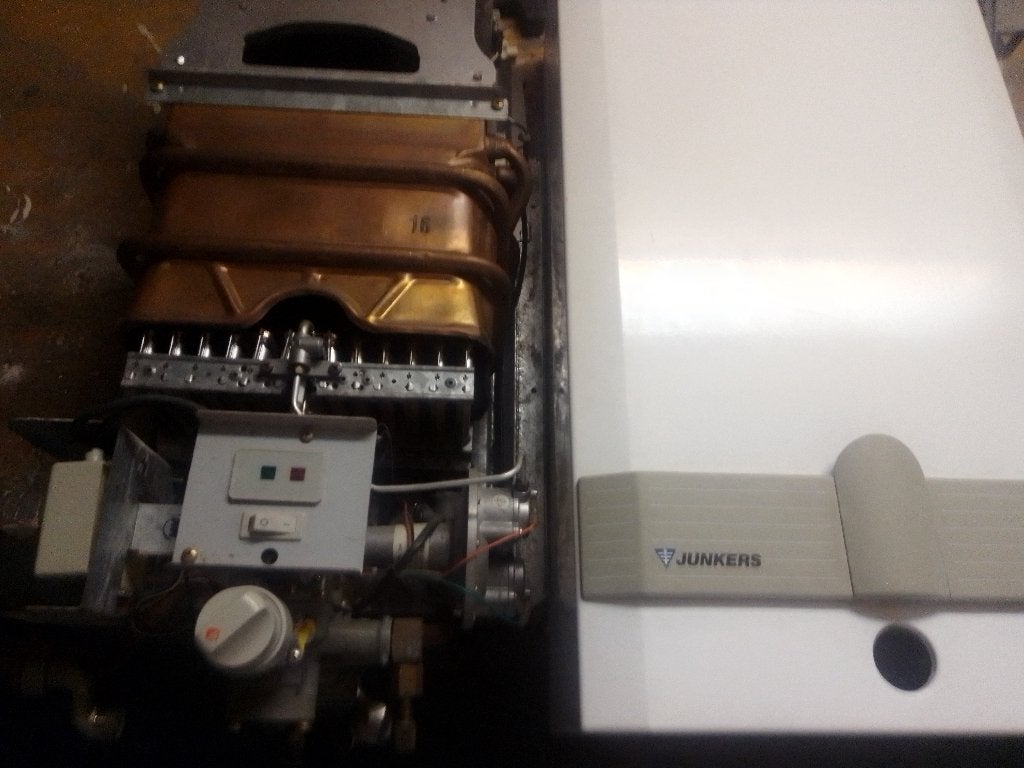 junkers hydropower geiser-doorstromer, Doe-het-zelf en Bouw, Chauffageketels en Boilers, Ophalen, Aardgas, Geiser, Zo goed als nieuw