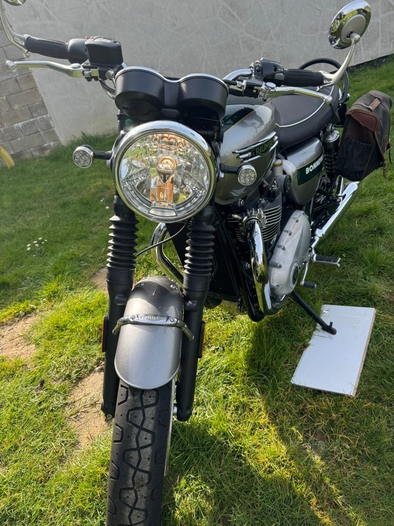 Triumph Bonnevile T120 Gold edition 20, Motos, Permis Moto A, Tourisme, Plus de 35 kW, Contrôle de traction