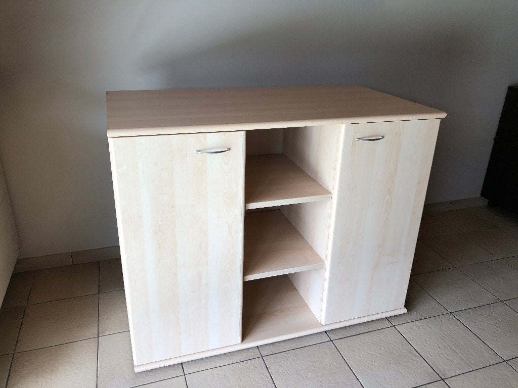 Kast, beige, veel legplanken., Ophalen, Gebruikt