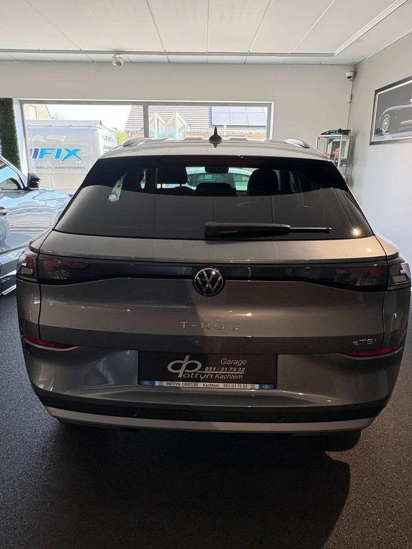 Volkswagen T-Roc T-Roc 1.5 eTSI mHEV ACT Life DSG Life, Autos, Argent ou Gris, Achat, https://public.car-pass.be/vhr/f11ef71a-db3c-41dd-ac03-0d269f56a958