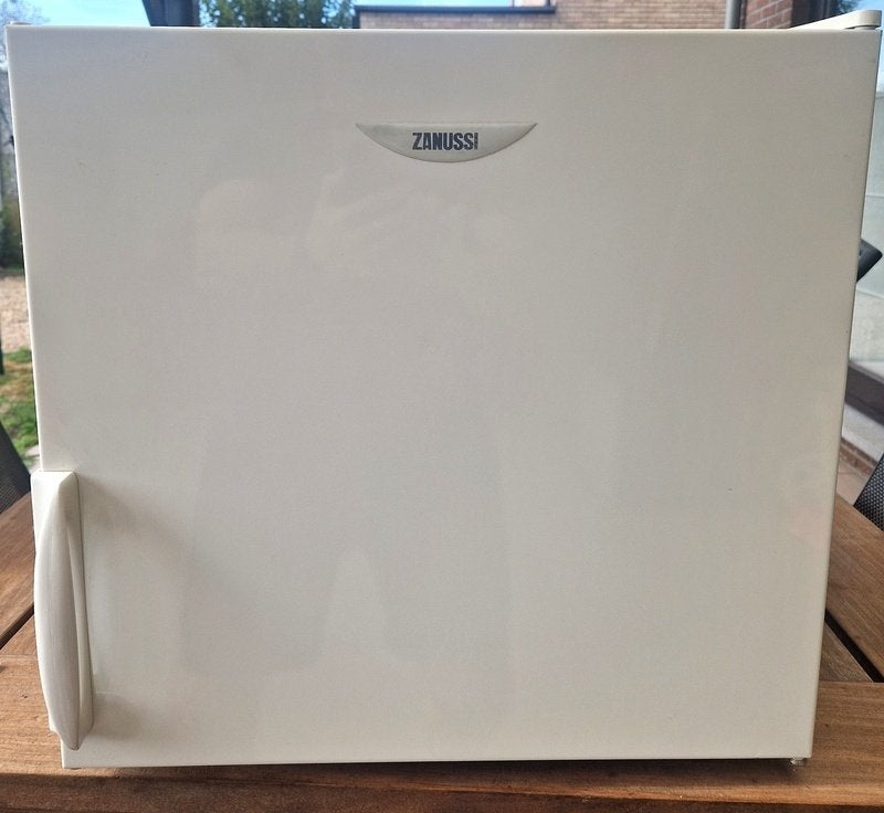 Frigo (klein), Ophalen, Minder dan 85 cm, Minder dan 75 liter, 45 tot 60 cm
