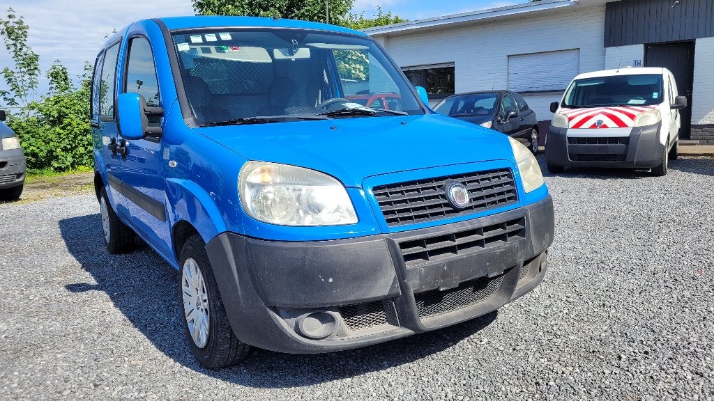 fiat doblo 1.6i/CNG 137000KM AIRCO 2009 !!! EERST LEZEN !!!, Auto's, Bestelwagens en Lichte vracht, Voorwielaandrijving, Stof