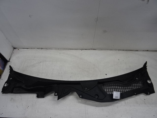 SIERLIJSTEN VOORRUIT Ford USA Mustang VI Fastback, Gebruikt, Voor, Mevr. I. Hauben, Rue de l'Espoir 34 34
4030  GRIVEGNÉE, BE