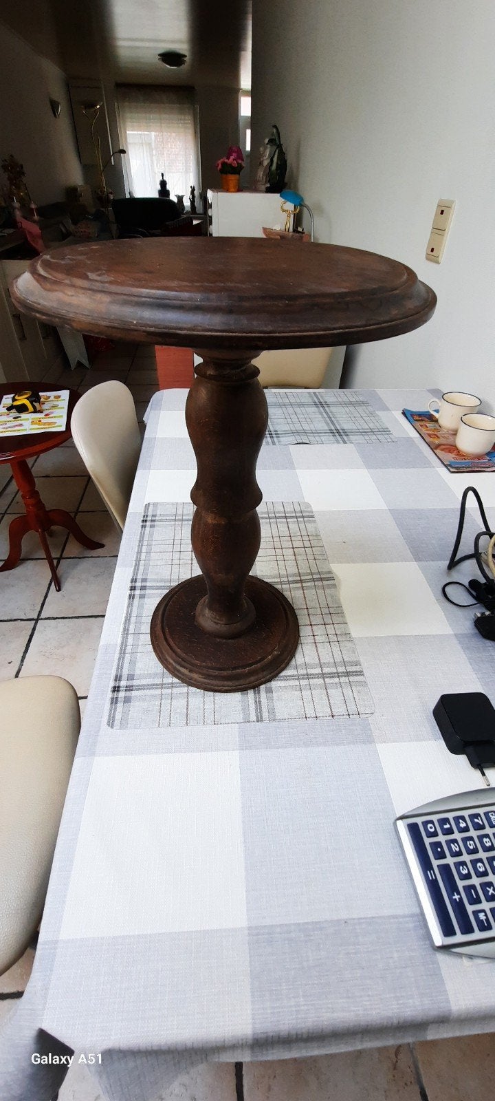 petite table ronde, Maison & Meubles, Enlèvement, Utilisé, Rond, Autres essences de bois