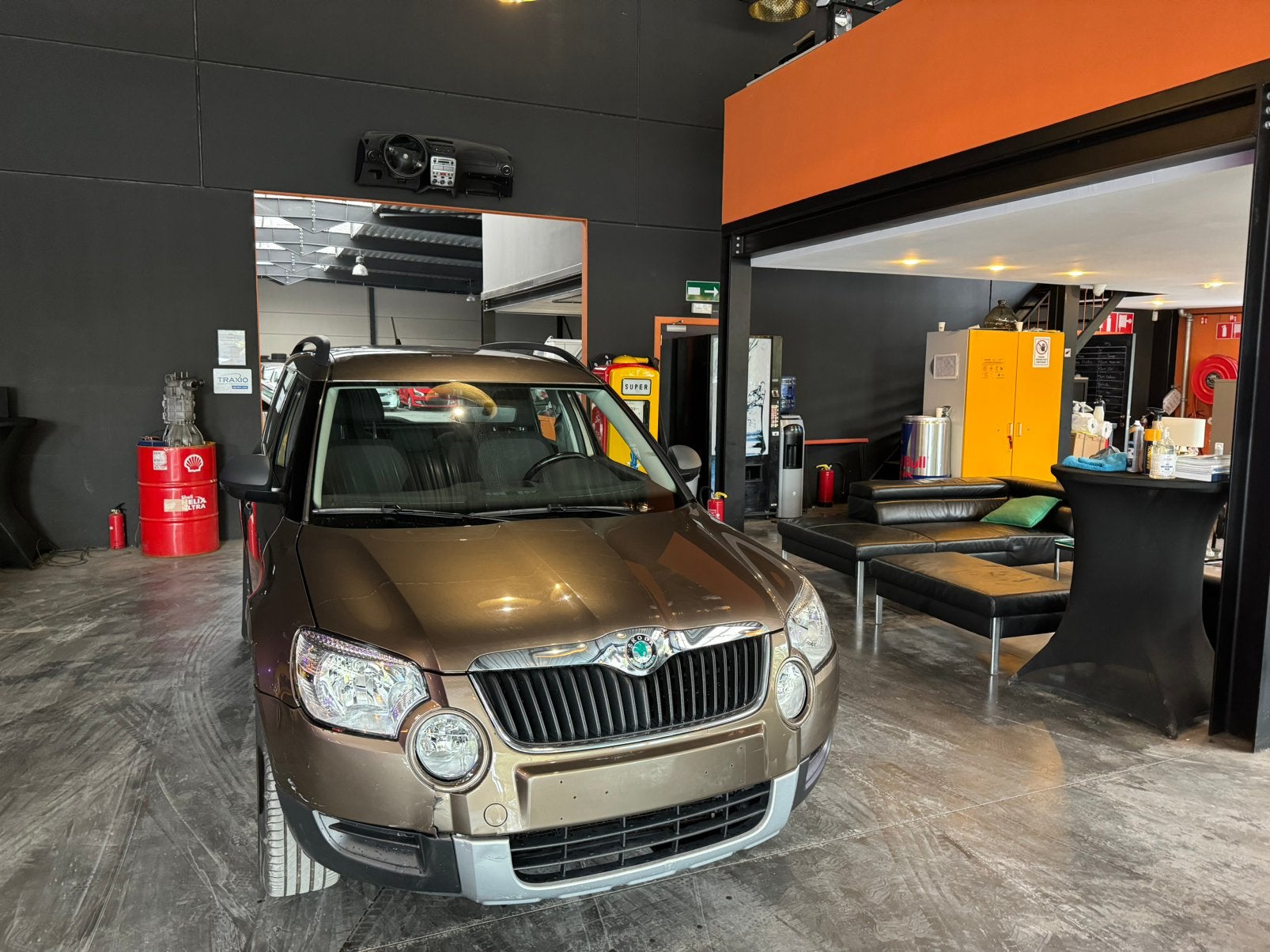 SKODA YETI, Auto's, Skoda, Euro 5, 4 cilinders, Bedrijf, 5 zetels