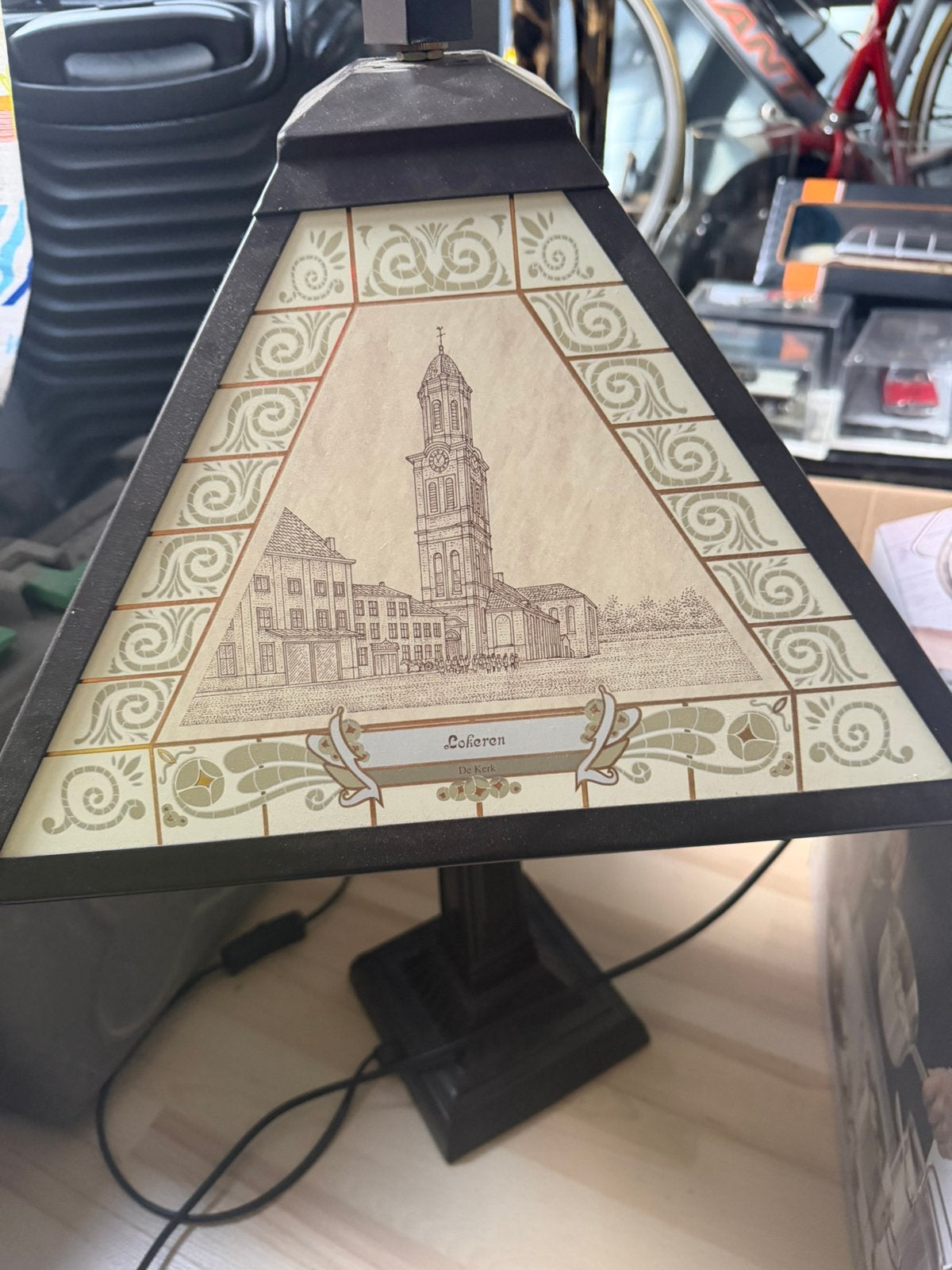 Zeldzaam! Vintage schemerlamp Lokeren station 18 K goud, Huis en Inrichting, Ophalen, Zo goed als nieuw