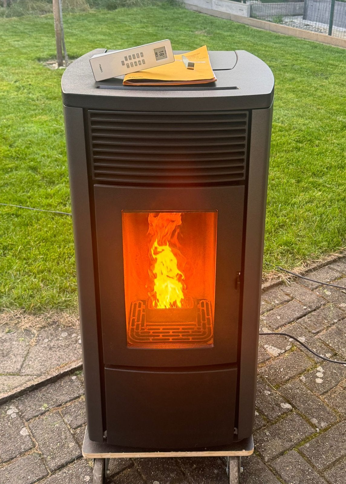 Pelletkachel MCZ Ego 10 kW met WiFi en afstandsbediening!, Ophalen, Zo goed als nieuw
