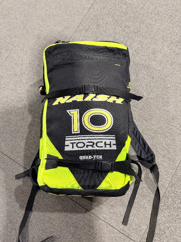 2017 Naish Torch 10m, Sports nautiques & Bateaux, Kitesurf, Enlèvement ou Envoi, Comme neuf, 10 m², Kite