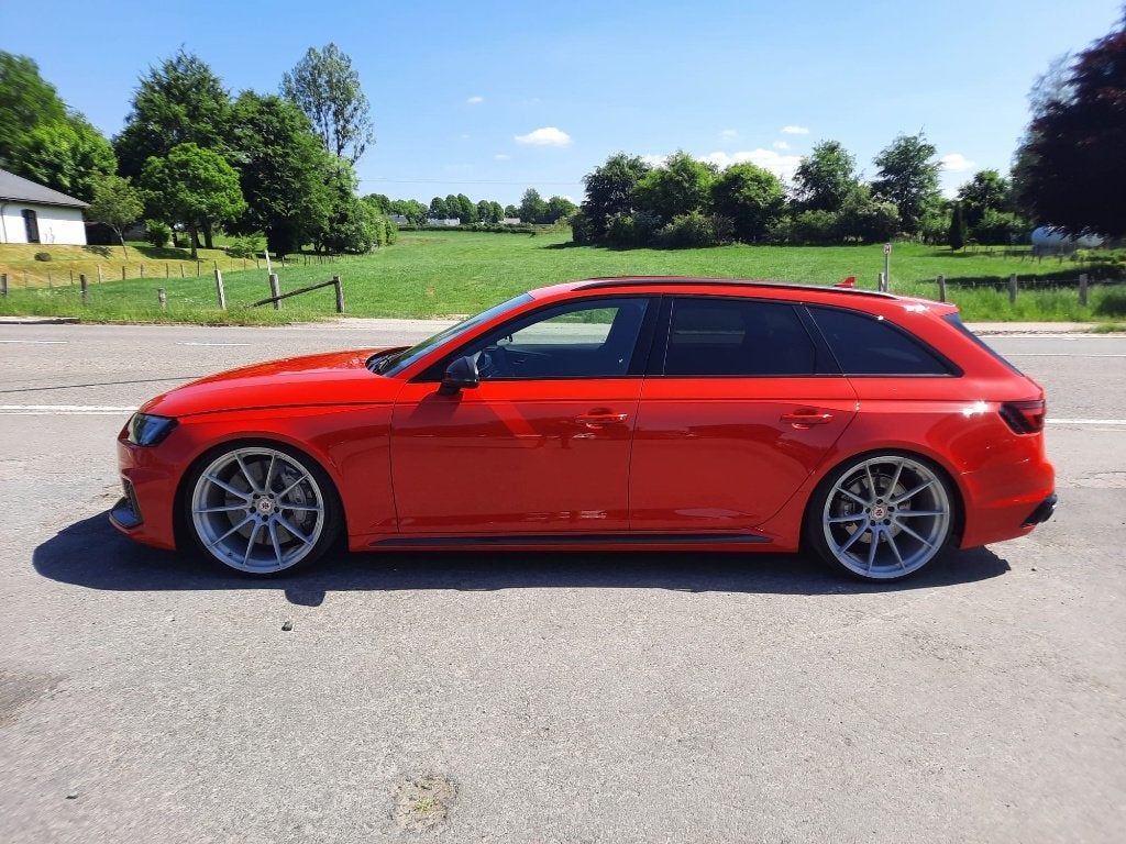 Audi RS4 B9 Carbon freins ceramiq, Rouge, Cuir et Alcantara, Achat, Euro 6