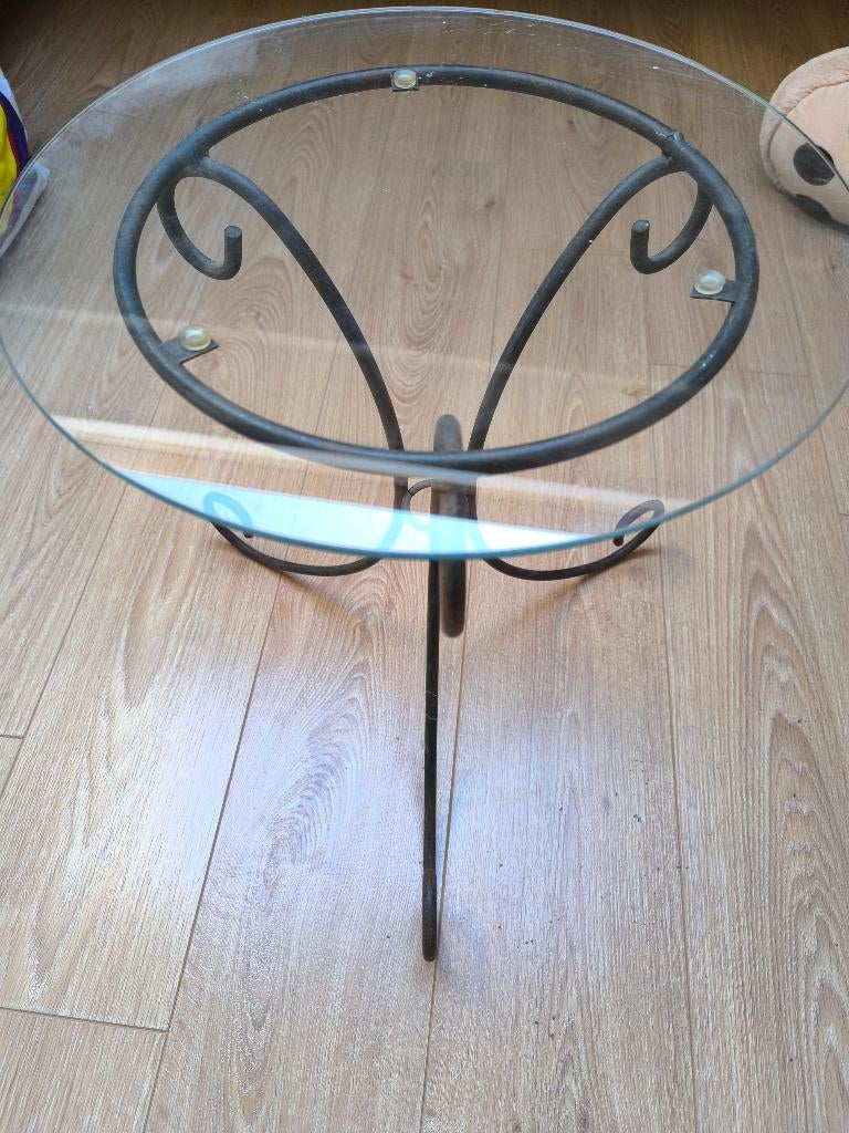 Petite Table en verre fer forger, Maison & Meubles, Tables | Tables de salon, Enlèvement, Comme neuf, Verre