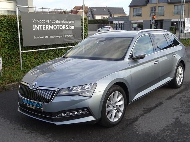 Superb Combi PHEV 1.4 TSI Style DSG met 65000km+Camera A, Autos, Skoda, 1395 cm³, Argent ou Gris, Euro 6, Entreprise