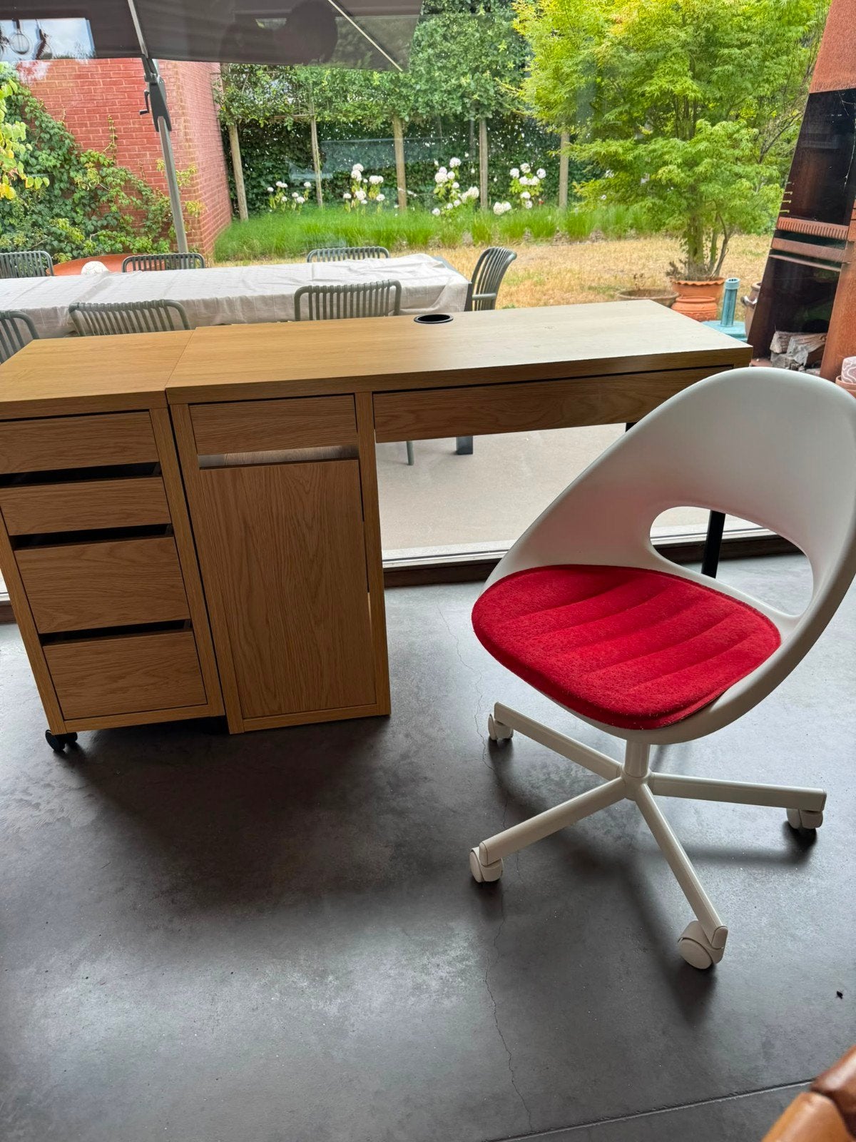 Bureau + ladenkast + bureaustoel, Huis en Inrichting, Bureaus, Ophalen