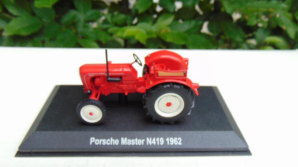 Hachette model Tractor Porsche Master N419 - 1962   1/43, Ophalen of Verzenden, Zo goed als nieuw, Tractor of Landbouw, Overige merken