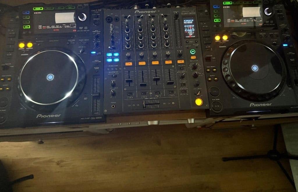 Pioneer CDJ2000 + DJM800 set + Decksavers, Enlèvement, Utilisé, DJ-Set, Pioneer
