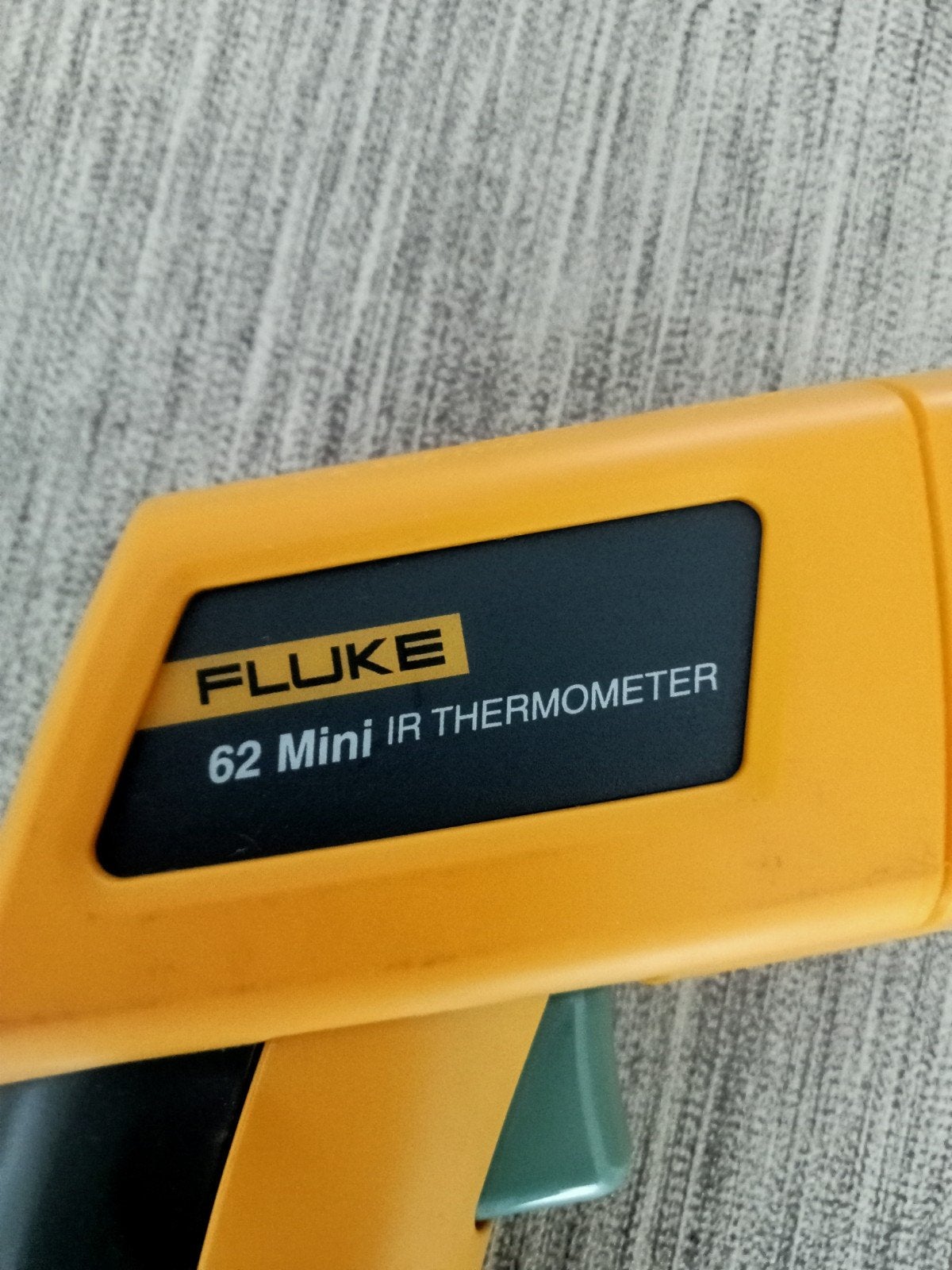 Fluke contactlose infrarood thermometer, Ophalen