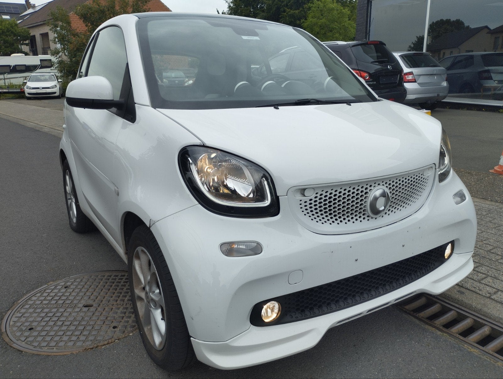 Smart fortwo 
898cc 66kw
2015
Essence 
137.000km+-
Gps-pano, Auto's, Overige Auto's, Particulier, Te koop