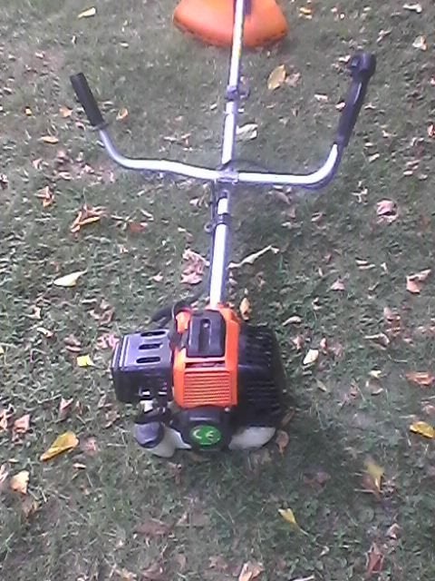 a vendre débroussailleuse, Jardin & Terrasse, Débroussailleuses, 30 à 50 cm, Enlèvement, Utilisé, Autre