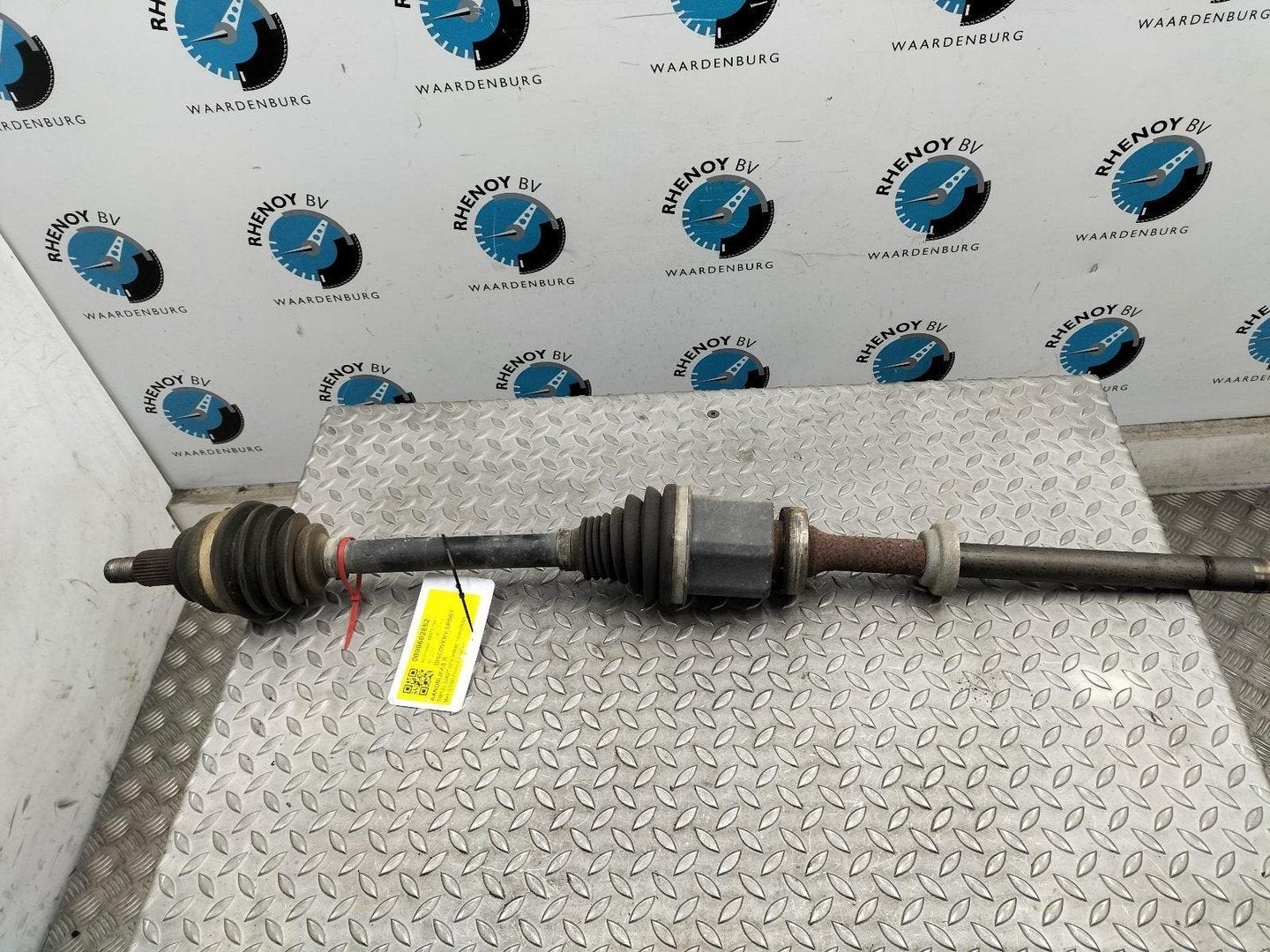 LANDROVER DISCOVERY SPORT L550 AANDRIJFAS R LR060412, FK724B, Ophalen of Verzenden, Gebruikt, ARN erkend