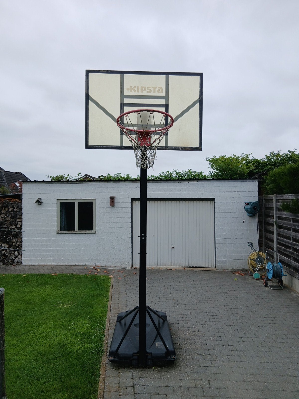 Kipsta basketbalpaal (verrijdbaar en in hoogte verstelbaar), Sport en Fitness, Basketbal, Ophalen