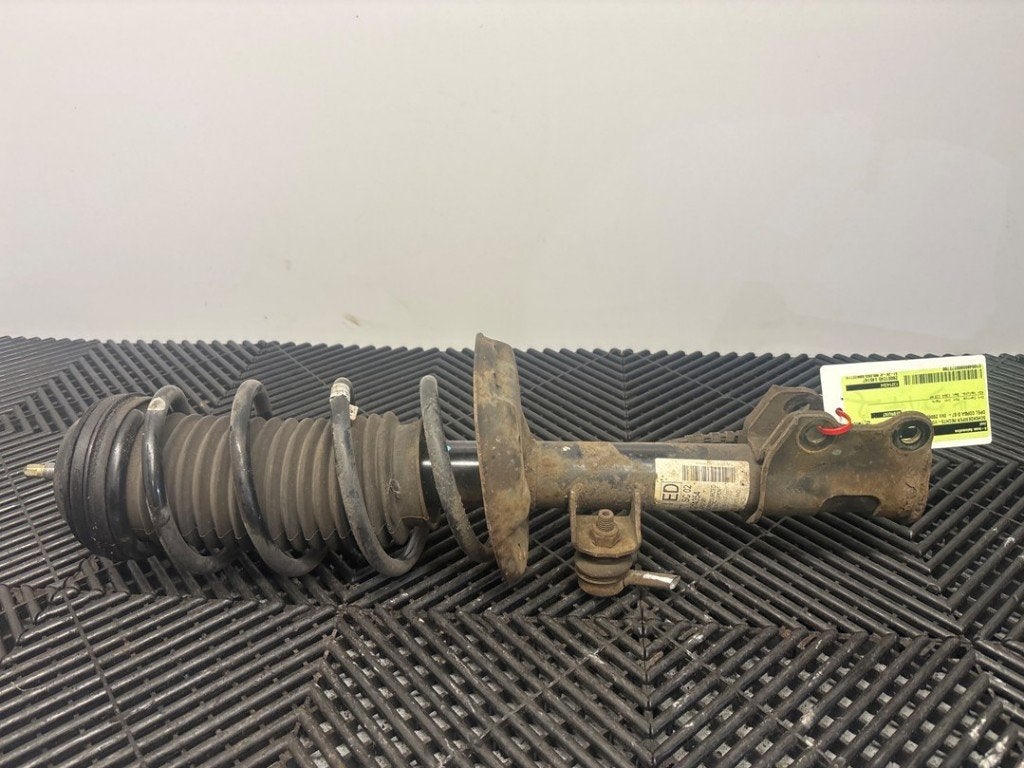 AMORTISSEUR OU ABSORBEUR DE CHOC AVANT DROIT Opel Corsa D, Opel, Opel Automobile GmbH, Utilisé, Kontakt-opel@opel.com