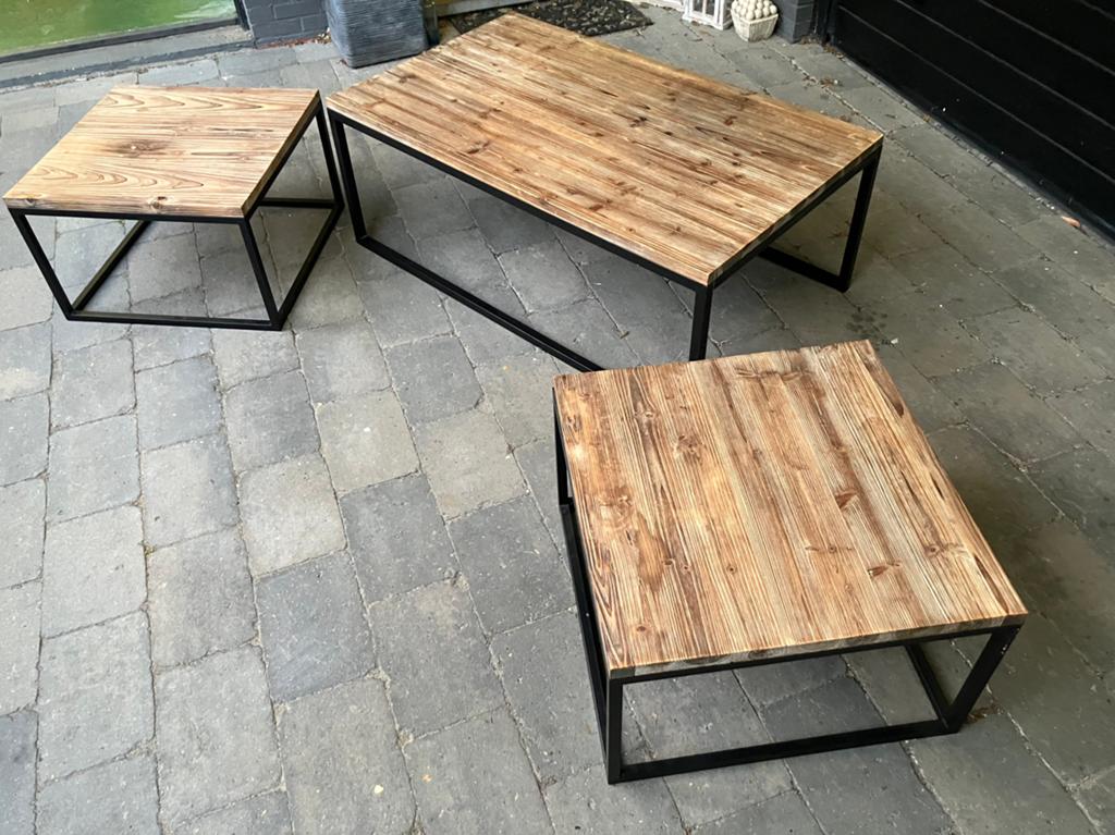 Salontafel en twee bijzettafel, Huis en Inrichting, Tafels | Salontafels, Ophalen, Zo goed als nieuw, Vierkant