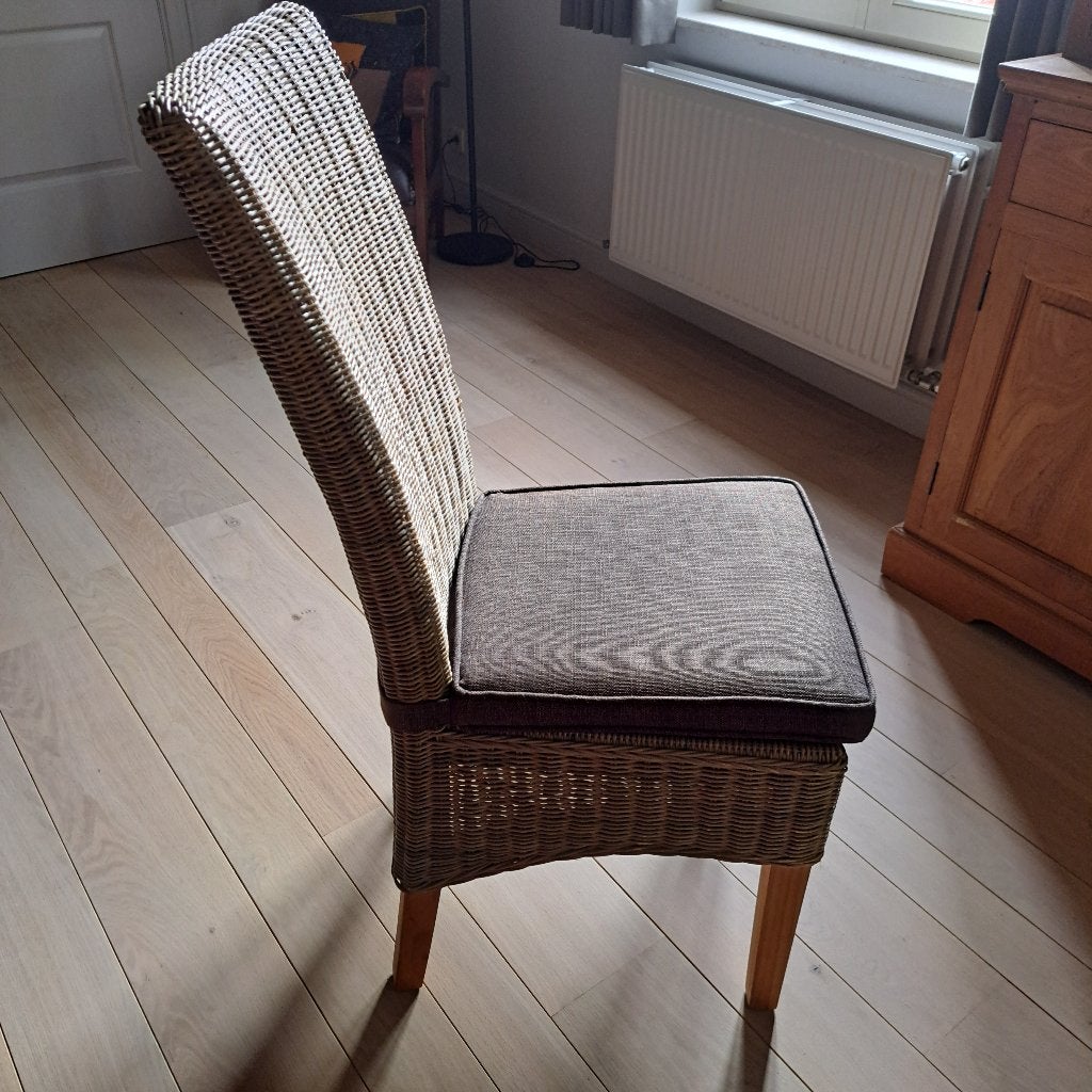 6 eetkamerstoelen, Huis en Inrichting, Ophalen, Gebruikt, Bruin, Hout