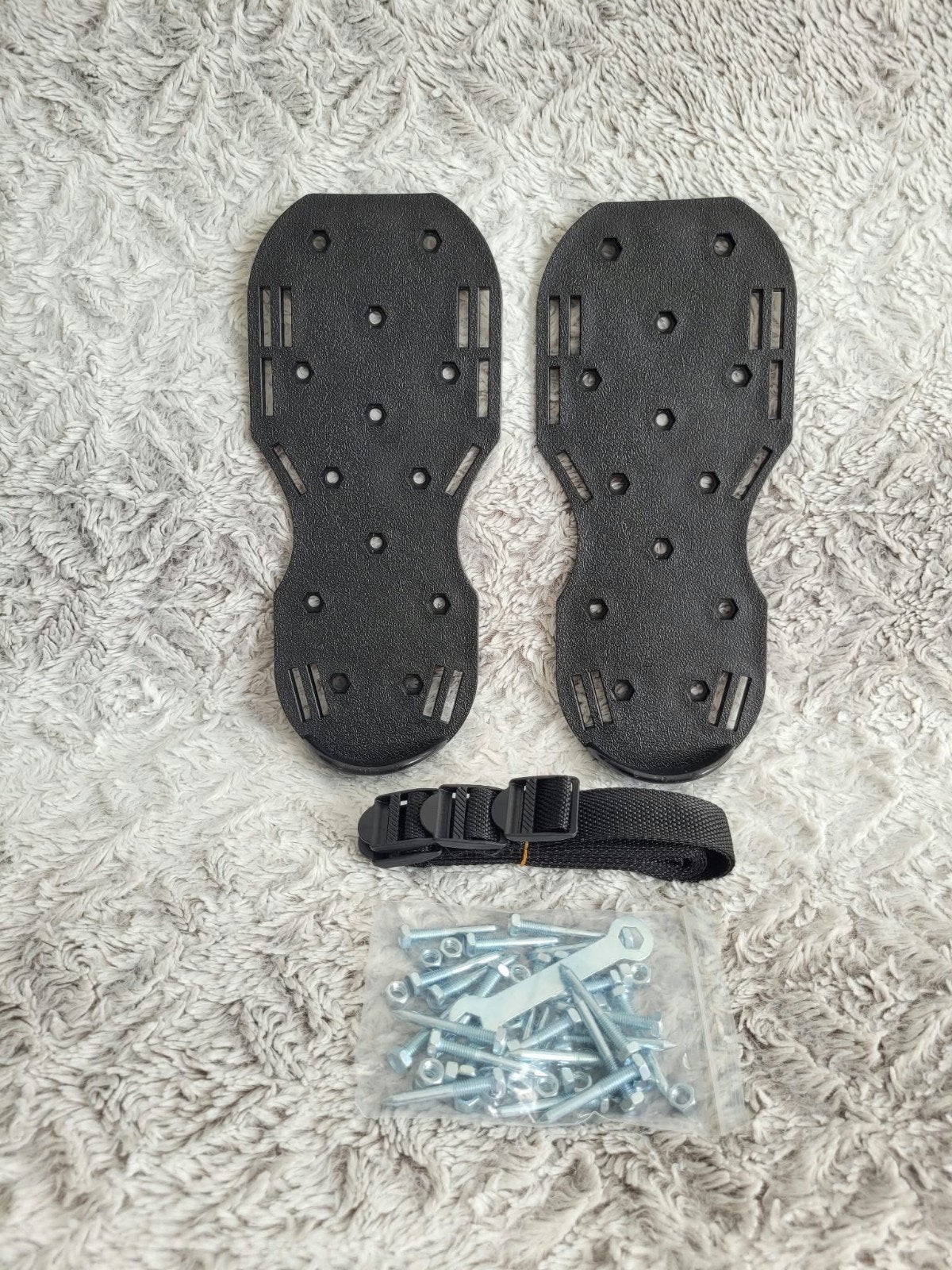 Paire de chaussures aérateurs de pelouse, Sports & Fitness, Enlèvement ou Envoi, Neuf, Chaussures
