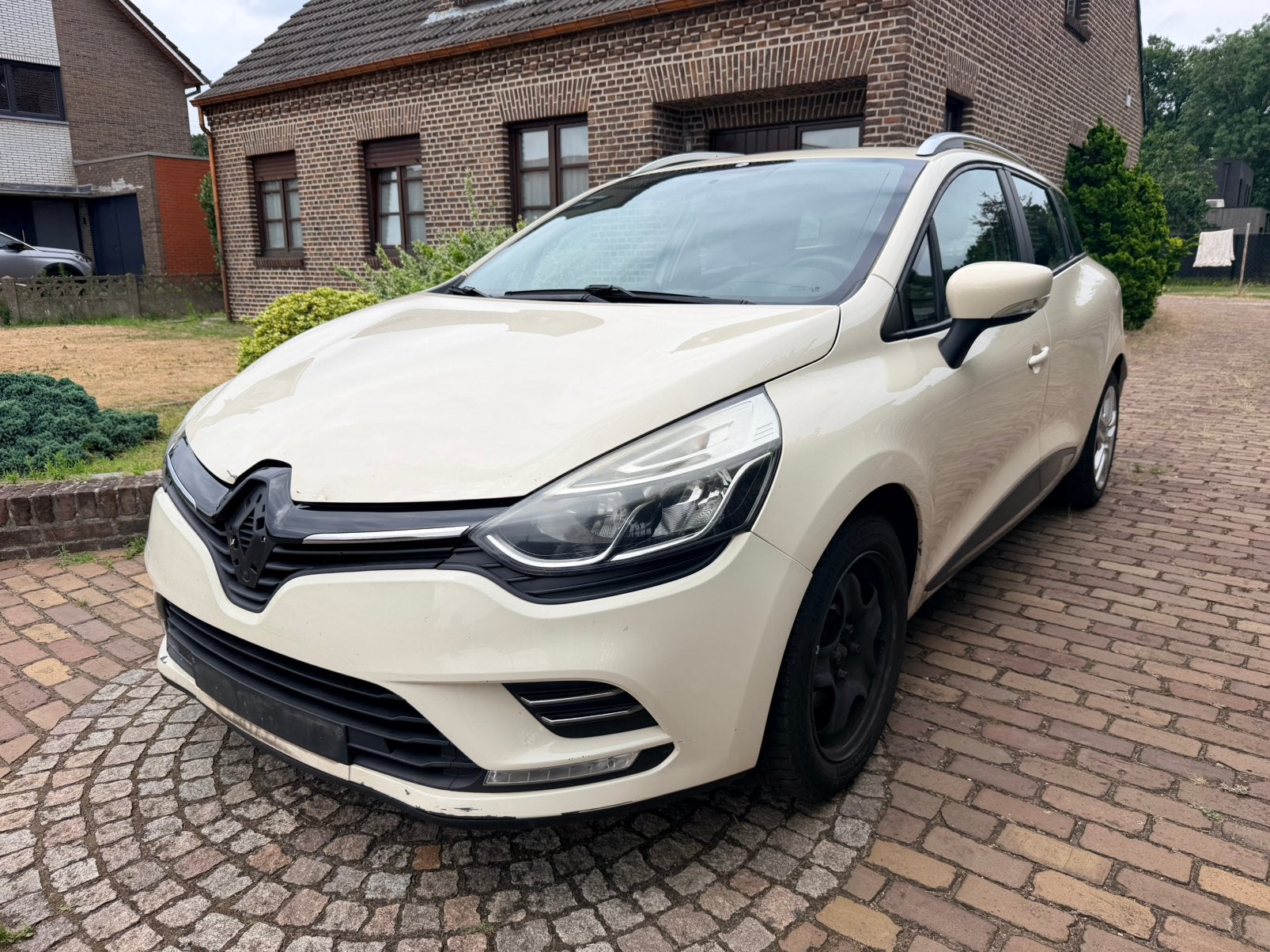 Renault Clio, Autos, Renault, Particulier, Clio, Essence, Boîte manuelle, Enlèvement