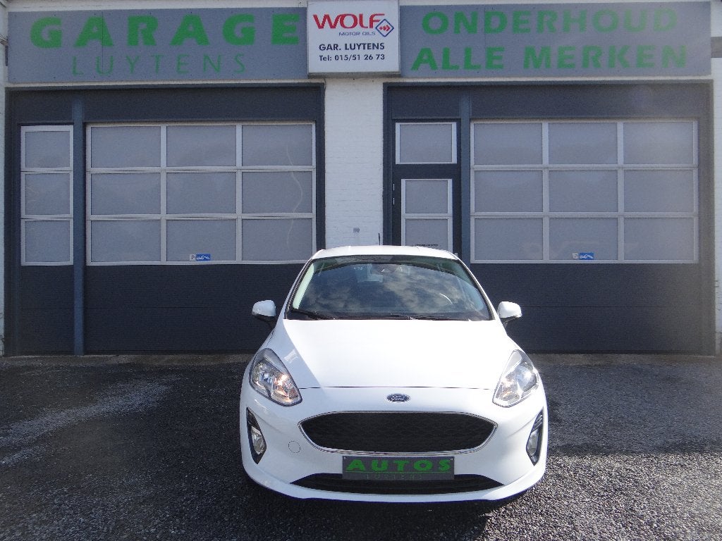 Ford Fiesta, Auto's, Voorwielaandrijving, Parkeersensor, Stof, Wit
