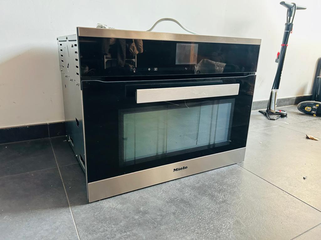 Miele combi oven-microgolf -DEFECT!!, Electroménager, Fours, Enlèvement, Comme neuf, Miele, Four