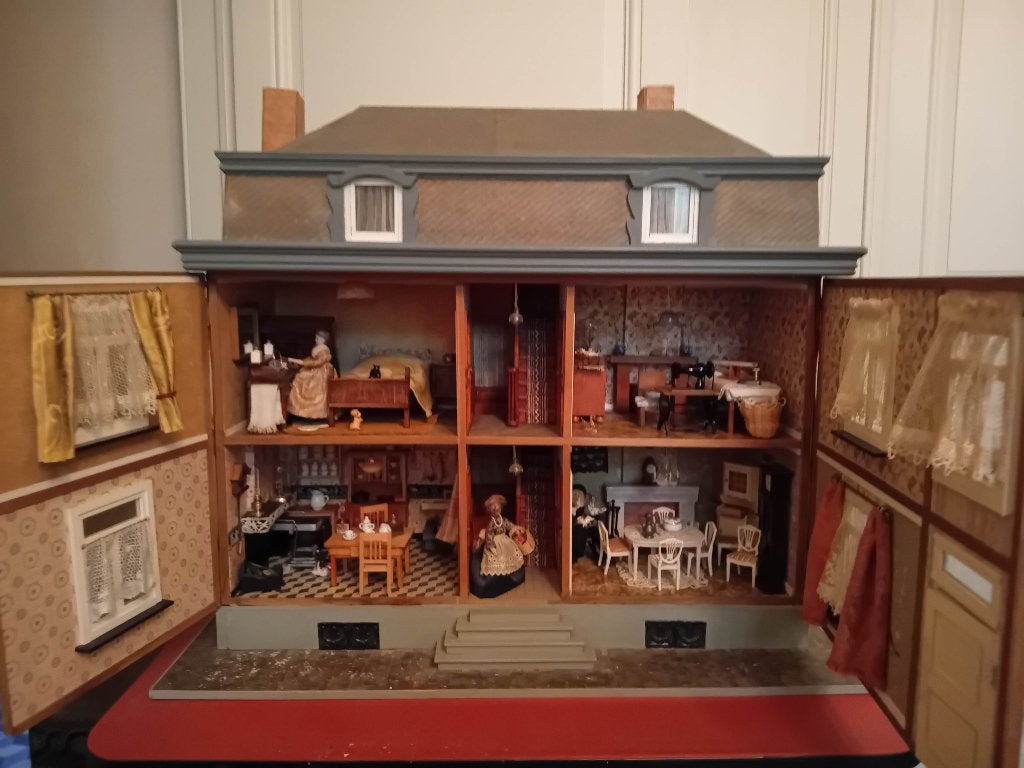 Ancienne maison de poupée, Collections, Enlèvement, Utilisé, Maison de poupées