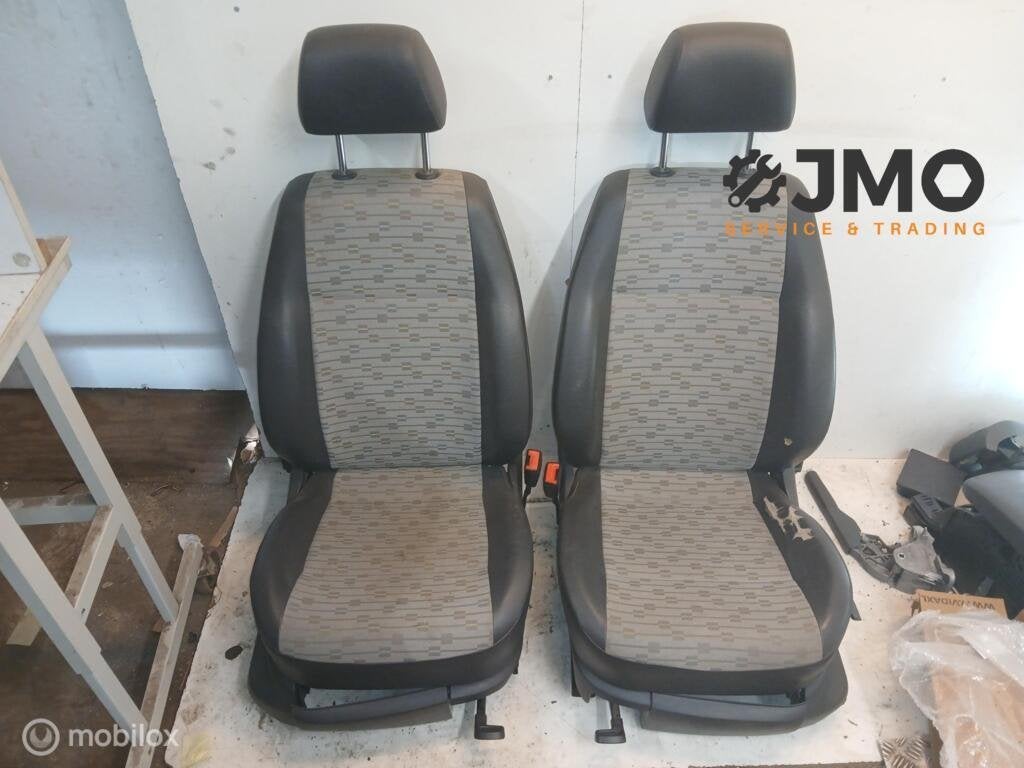Stoelen set voor Volkswagen Caddy 2010-2015 / 2015-2020, Auto-onderdelen, Gebruikt, Volkswagen, Ophalen of Verzenden, Volkswagen