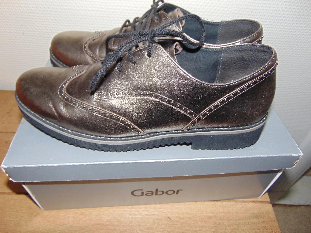 Schoenen Gabor Comfort in zeer goede staat, Kleding | Dames, Schoenen, Ophalen of Verzenden, Gedragen, Schoenen met lage hakken