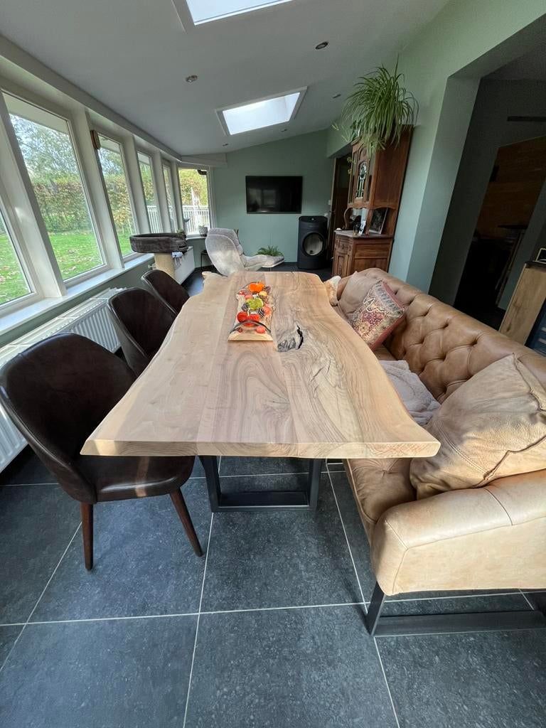 Unieke boomstam eettafel met lederen zetel en 3 stoelen, Ophalen, Zo goed als nieuw