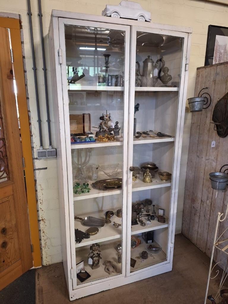 antieke medicijnen kast vitrine kast, Ophalen