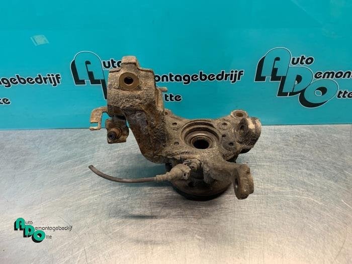 Joint avant gauche d'un Volkswagen Caddy (Caddy 04-), Volkswagen, -, 3 mois de garantie, Utilisé