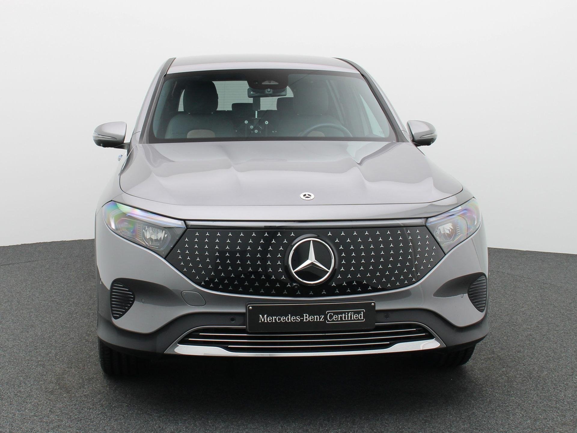 Mercedes-Benz EQB 300 Luxury Line 4Matic + CARPLAY + ELECTRI, Auto's, Automaat, Stof, 5 zetels, https://public.car-pass.be/vhr/46191ae3-8069-44a7-84bc-e421d99cc865