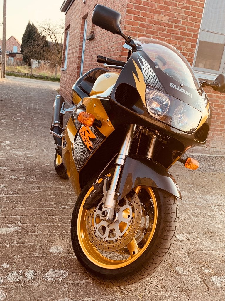 Suzuki GSX-R SRAD 750, Motoren, 750 cc, 4 cilinders, Gebruikt, Handgeschakeld