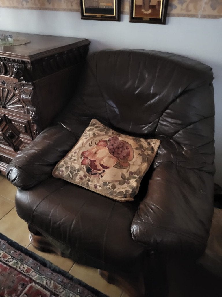 Twee eenzit sofa's, Ophalen