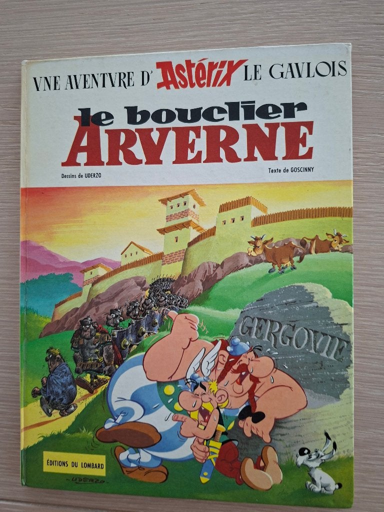 Astérix et le Bouclier Arverne - EO, Ophalen of Verzenden, Gelezen