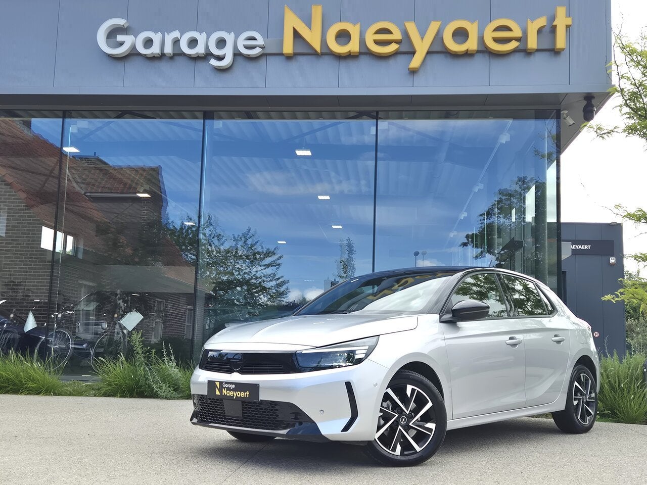 Opel Corsa GS - 1.2 turbo, Auto's, Opel, Bedrijf, Corsa, 360° camera, ABS, Airbags, Airconditioning, Android Auto, Apple Carplay
