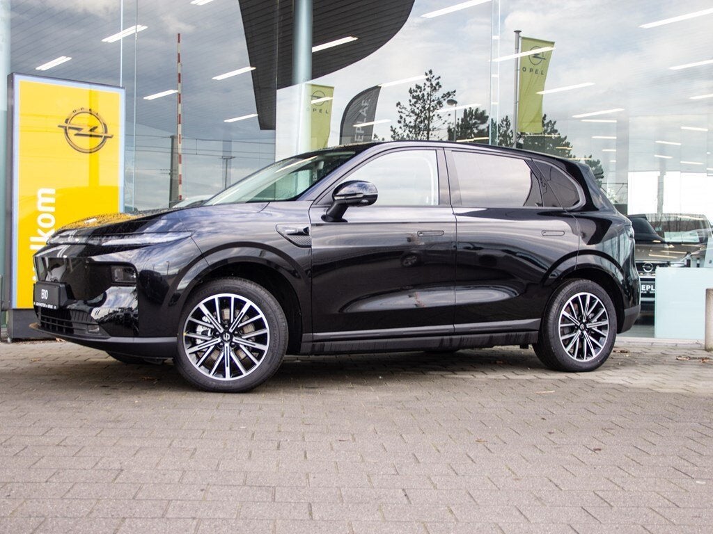 Leapmotor B10 DESIGN PROMAX 67.1 KWH |STOCK|DIRECT LEVERBAA, Autos, 218 ch, 161 kW, 0 kg, https://public.car-pass.be/vhr/ef12653f-8142-4309-bb03-6ebc4d241e0f
