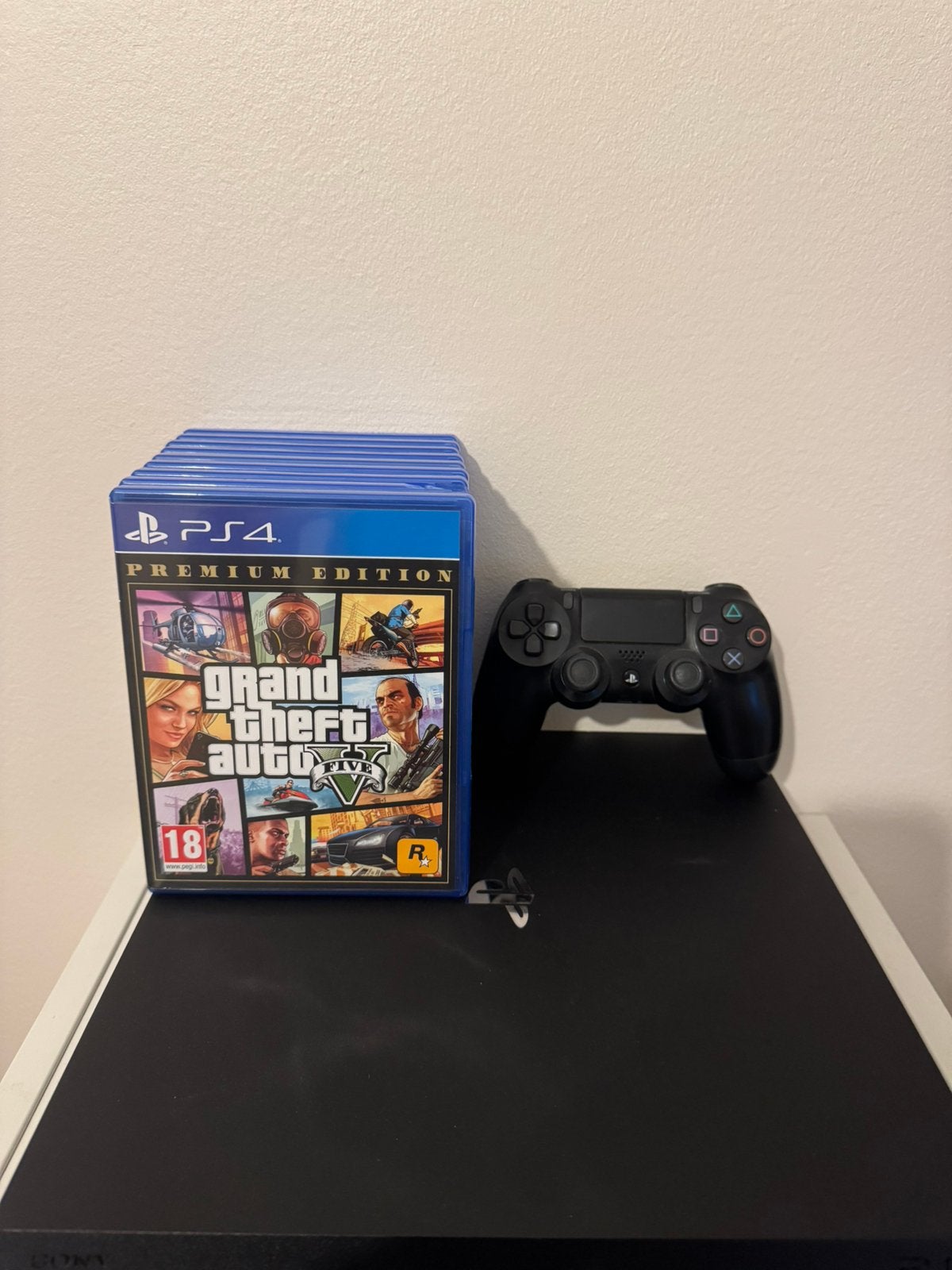 Ps4 pro + 9 jeux, Consoles de jeu & Jeux vidéo, Enlèvement, Utilisé, Pro