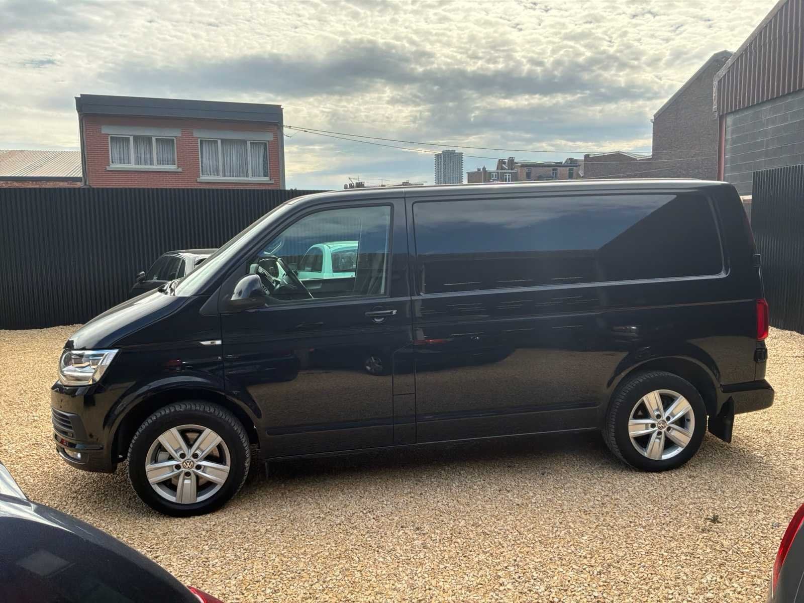 Volkswagen Transporter T6 Bestelwagen - 2,0 TDI 204 pk Autom, Gebruikt, Volkswagen, Overige brandstoffen, Bedrijf