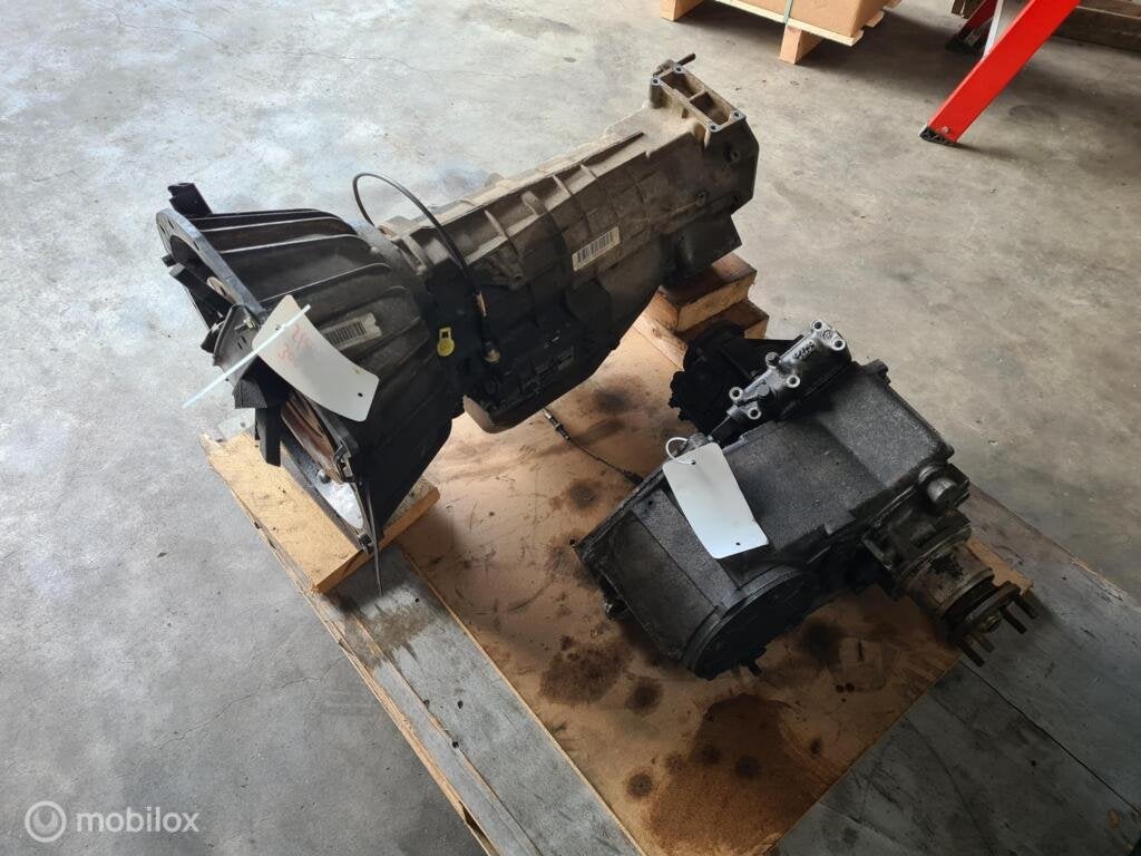 Tussenbak LT230 300TDI 4HP22 Automaatbak Discovery 1, Enlèvement ou Envoi, Utilisé