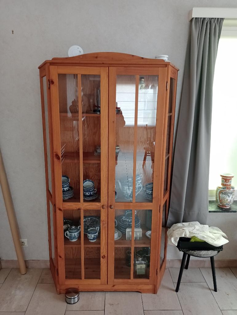 vitrine kast, Ophalen
