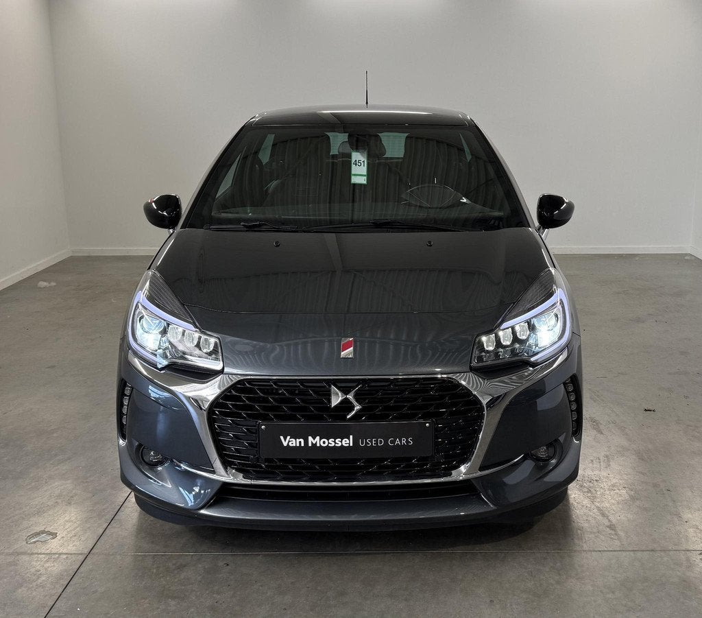 DS DS 3 1.2 PureTech 110 EAT Performance Line, Stof, Gebruikt, Euro 6, 1165 kg