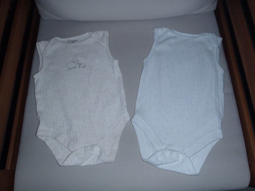 1 lot de 2 body taille 74, Enlèvement ou Envoi, Comme neuf, Garçon, Vêtements de nuit ou Sous-vêtements