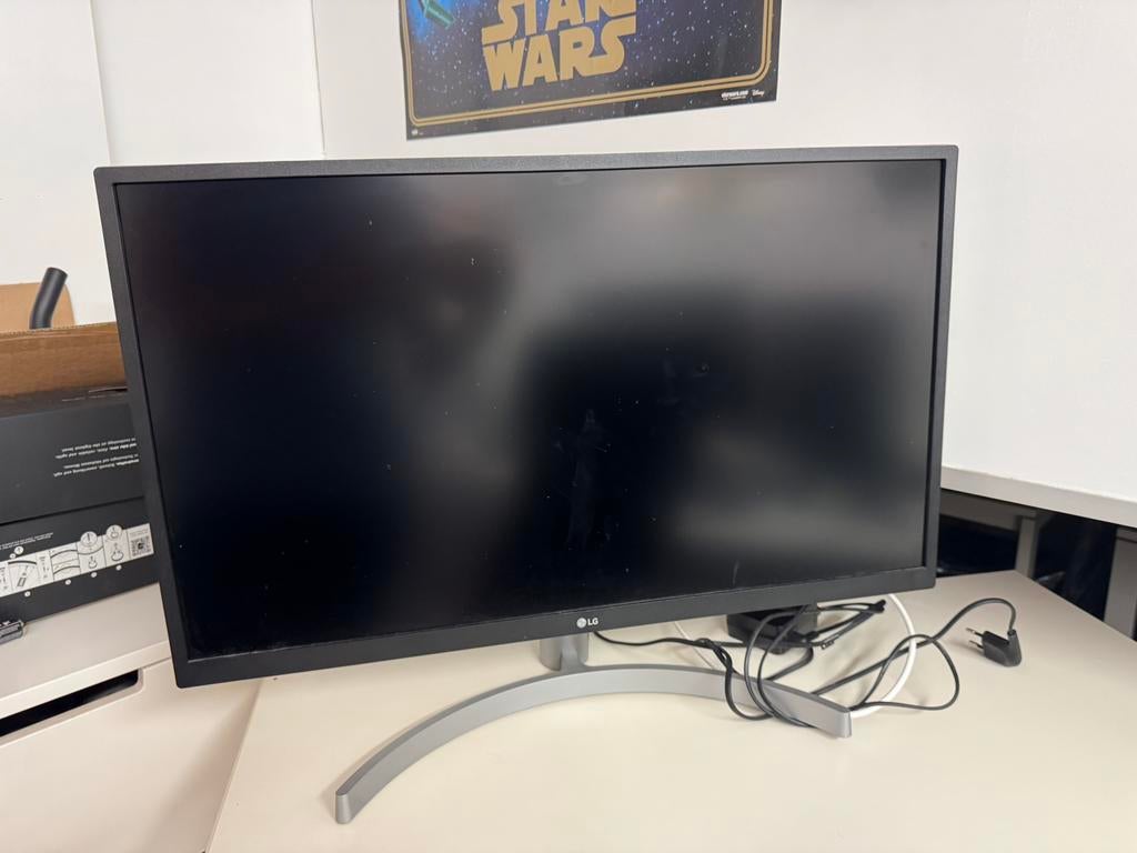 LG 27UL500-W 4K UHD IPS, Computers en Software, Monitoren, Ophalen, Zo goed als nieuw, IPS